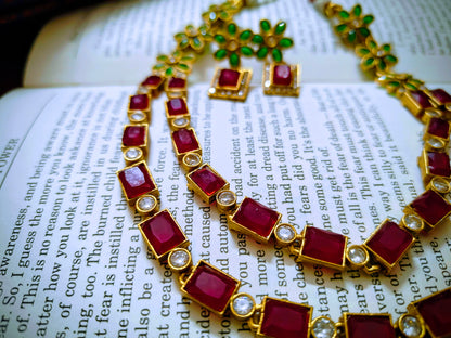 Beautiful and Classic Jewellery set