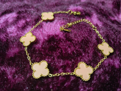 Beautiful and Classic Antitarnish stainless steel charms bracelet -Clover series