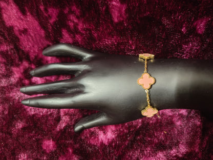 Beautiful and Classic Antitarnish stainless steel charms bracelet -Clover series