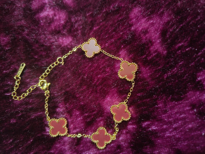 Beautiful and Classic Antitarnish stainless steel charms bracelet -Clover series