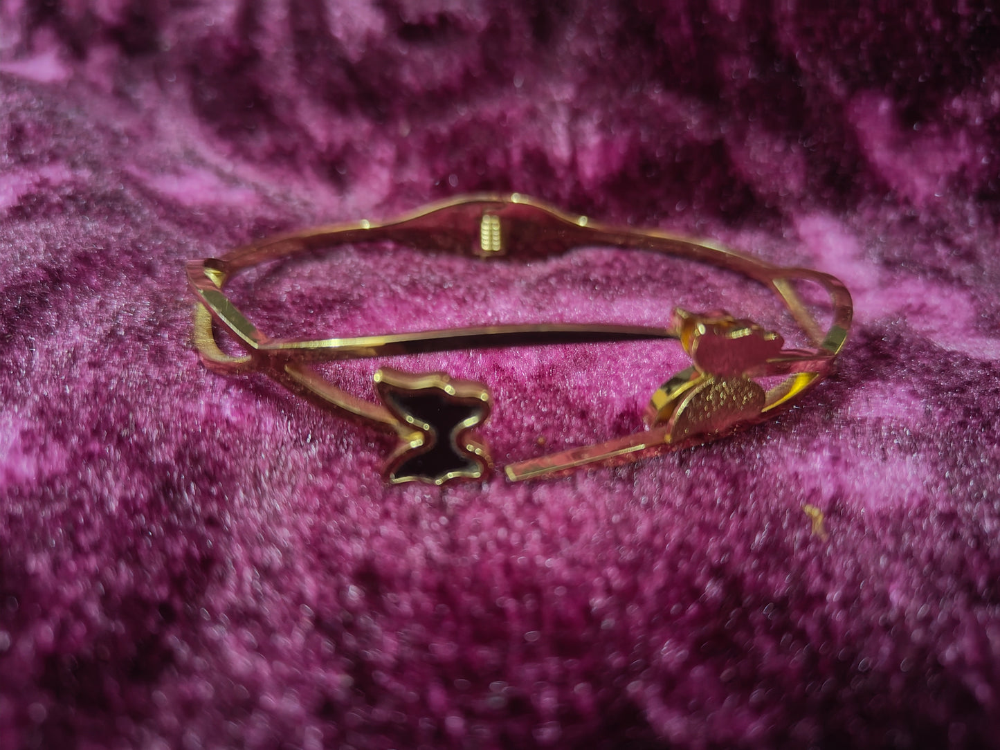 Beautiful and Classic Antitarnish stainless steel adjustable bangles(kada)